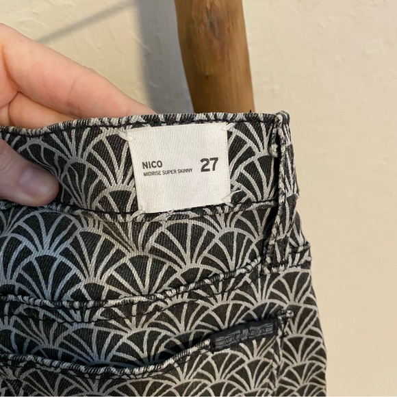 Hudson Nico Super Skinny Jeans - Picture 4 of 6